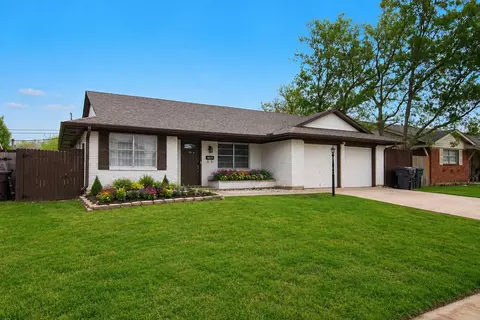 2404 17th St, Plano, TX 75074