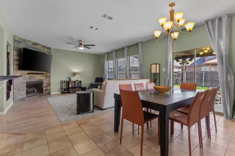 3213 Evening Wind Rd, Denton, TX 76208