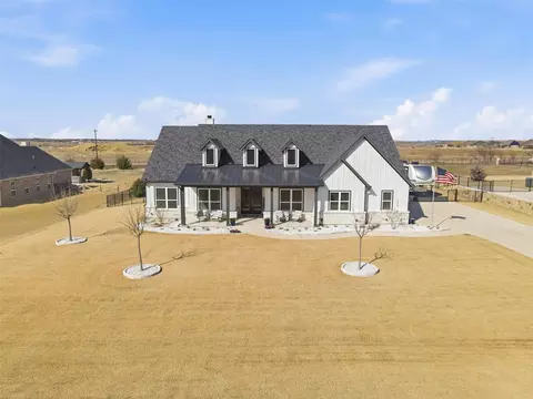3808 Crockett Ln, Northlake, TX 76226