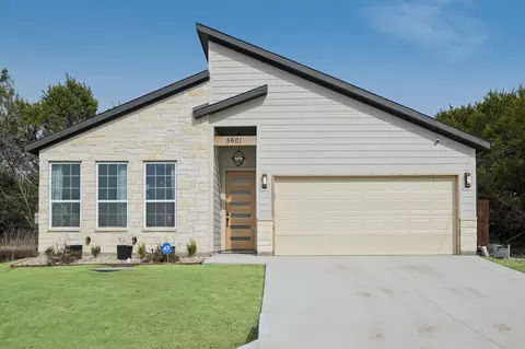 5601 San Jacinto Dr, Granbury, TX 76048