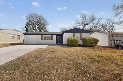 3100 Caribbean Dr, Mesquite, TX 75150