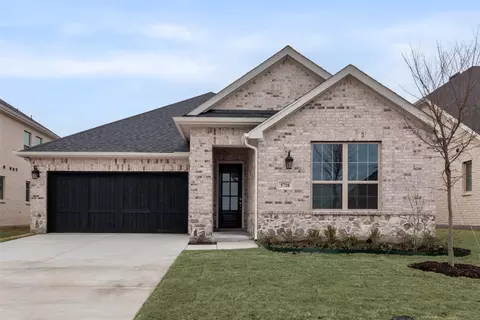 5718 Edward Dr, Aubrey, TX 76227