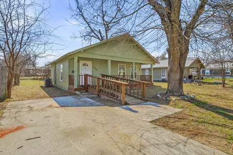 1250 W Groesbeck St, Stephenville, TX 76401