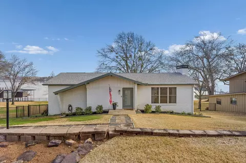25 Shoreline Dr, Star Harbor, TX 75148