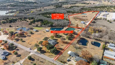 801 Westshore Dr, St Paul, TX 75098