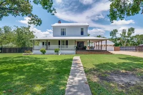 603 N Clay St, Kaufman, TX 75142