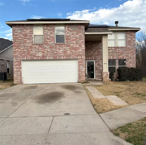 8753 Hunters Point Way, Fort Worth, TX 76123