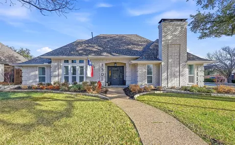1501 Sussex Dr, Plano, TX 75075