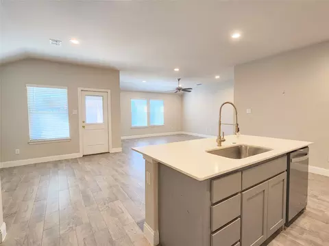 Living - 2020 Apalis Dr, Denton, TX 76205 photo 1 of 7