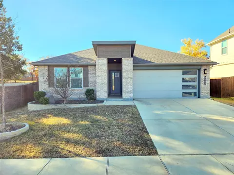 Exterior - 2020 Apalis Dr, Denton, TX 76205 photo 1 of 4