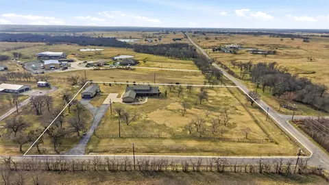 1000 Swindle Rd, Howe, TX 75459
