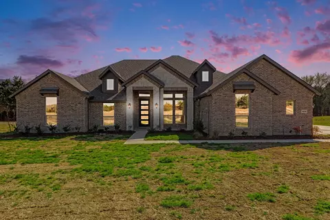 7030 Southrock Dr, Midlothian, TX 76065