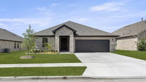 769 Grand Dale Dr, Lavon, TX 75166