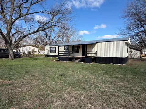 3601 Hedge Row St, Granbury, TX 76048