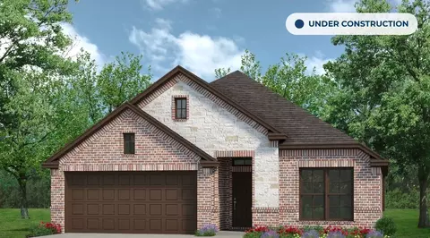 915 Madeline Ln, Cleburne, TX 76033