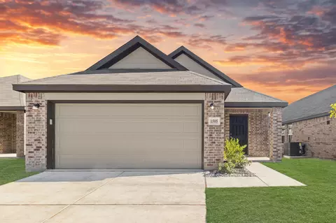 1505 Romans Rd, Ennis, TX 75119