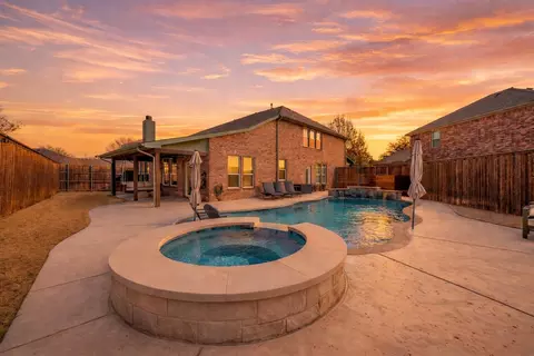 3905 Yarberry Ct, Roanoke, TX 76262