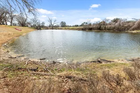 View/Area - 5213 Links Dr, Waco, TX 76708 photo 1 of 8