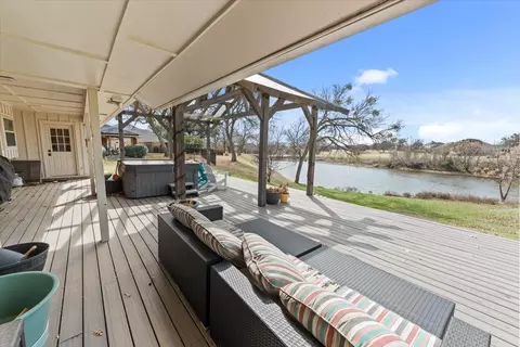 Exterior - 5213 Links Dr, Waco, TX 76708 photo 4 of 8