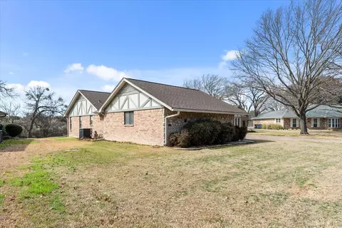 Exterior - 5213 Links Dr, Waco, TX 76708 photo 8 of 8