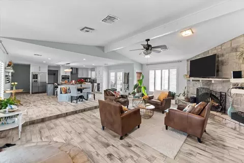 Living - 5213 Links Dr, Waco, TX 76708 photo 3 of 3
