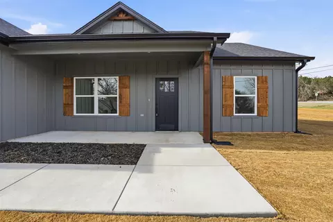 4300 Lucero Dr, Granbury, TX 76048