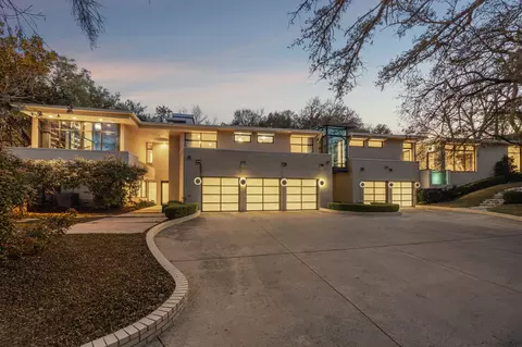 2100 Indian Creek Dr, Westover Hills, TX 76107