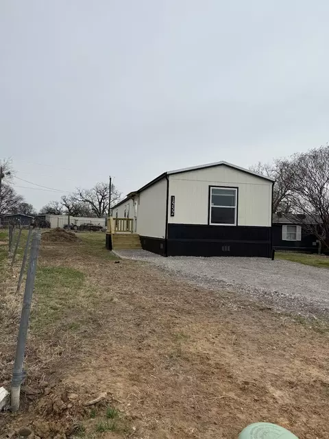 1552 Chaparral Ln, Pelican Bay, TX 76020