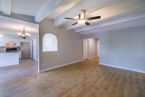 204 E Grubb Dr, Mesquite, TX 75149 photo 14