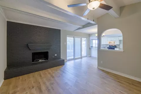 204 E Grubb Dr, Mesquite, TX 75149 photo 12