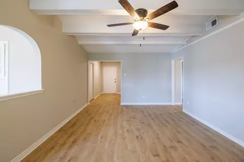 204 E Grubb Dr, Mesquite, TX 75149 photo 15
