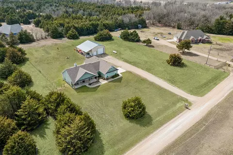 130 Judah Cir, Trenton, TX 75490