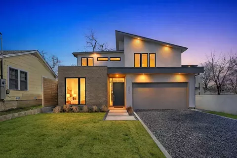8806 Diceman Dr, Dallas, TX 75218
