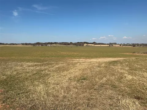 965 Cr 415, Comanche, TX 76442