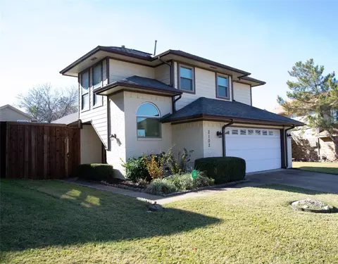 2102 Cologne Dr, Carrollton, TX 75007