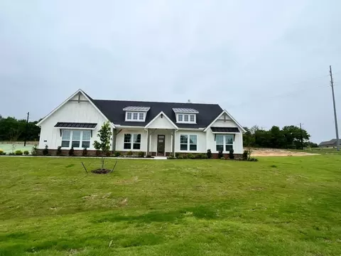 524 Lantana Dr, Weatherford, TX 76085
