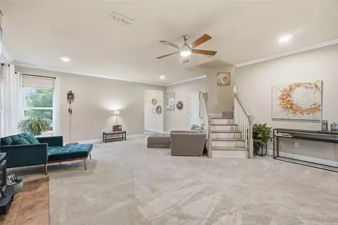 Living - 102 Codybug Rd, Abilene, TX 79602 photo 2 of 4