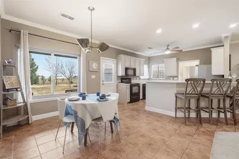 Dining - 102 Codybug Rd, Abilene, TX 79602 photo 2 of 3