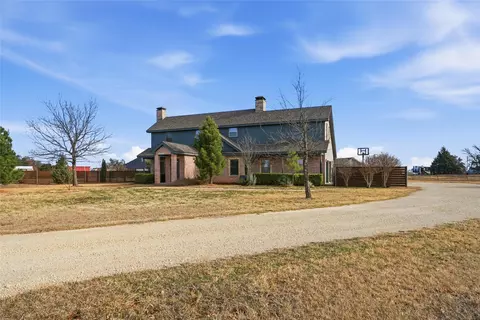 Exterior - 102 Codybug Rd, Abilene, TX 79602 photo 2 of 6