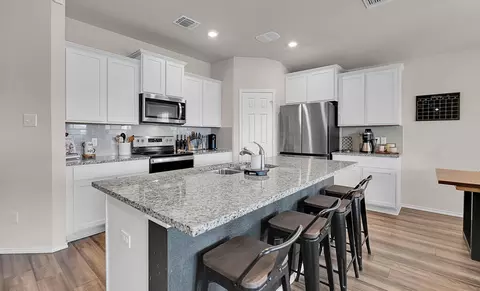 Kitchen - 2916 Brosnan Rd, Lorena, TX 76655 photo 3 of 8