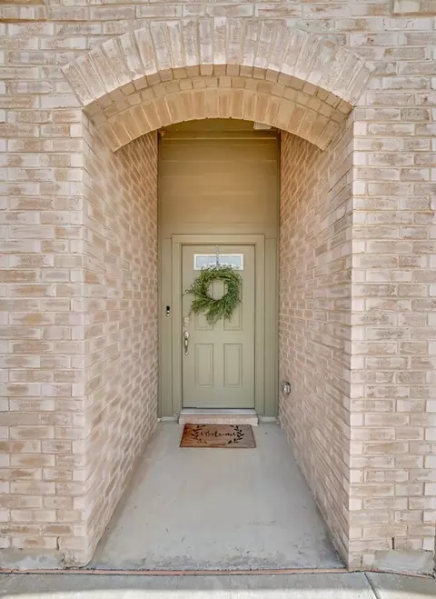 Entry Way - 2916 Brosnan Rd, Lorena, TX 76655 photo 1 of 3
