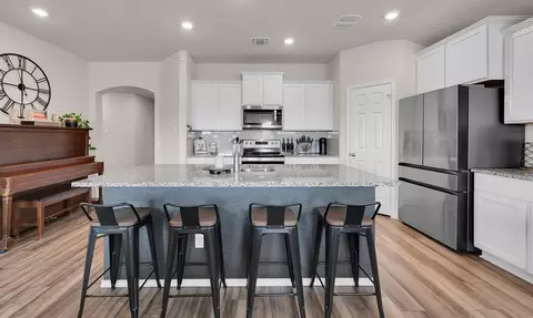 Kitchen - 2916 Brosnan Rd, Lorena, TX 76655 photo 2 of 8