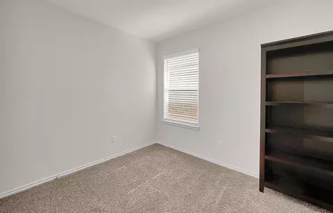 Bedroom - 2916 Brosnan Rd, Lorena, TX 76655 photo 7 of 7