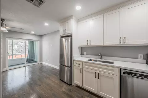 5757 Martel Ave #B08, Dallas, TX 75206