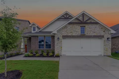 15109 Green Bluff Dr, Aledo, TX 76008