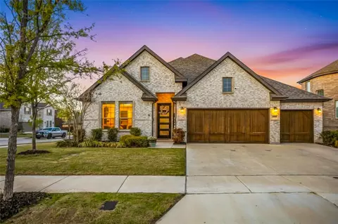 9601 Boulder Point Rd, Oak Point, TX 75068