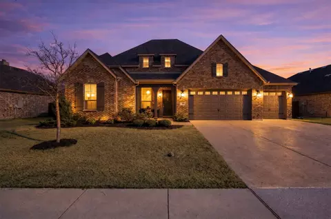 1684 Stonegate St, Waxahachie, TX 75165