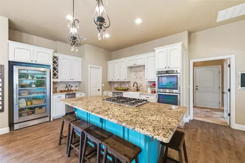 128 E Remuda Ct, Fort Worth, TX 76108