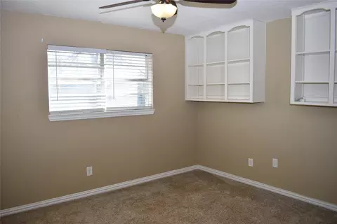 Bedroom - 1207 E Fitzgerald St, Bangs, TX 76823 photo 4 of 4