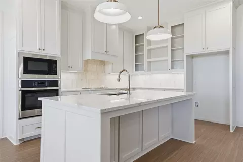 Kitchen - 2125 Bond, Lorena, TX 76655 photo 2 of 3